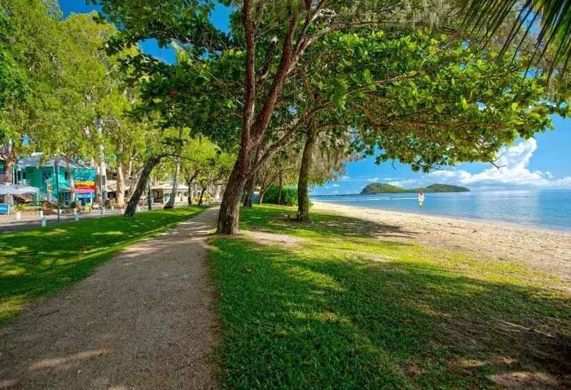 ホテル The Reef Retreat Palm Cove