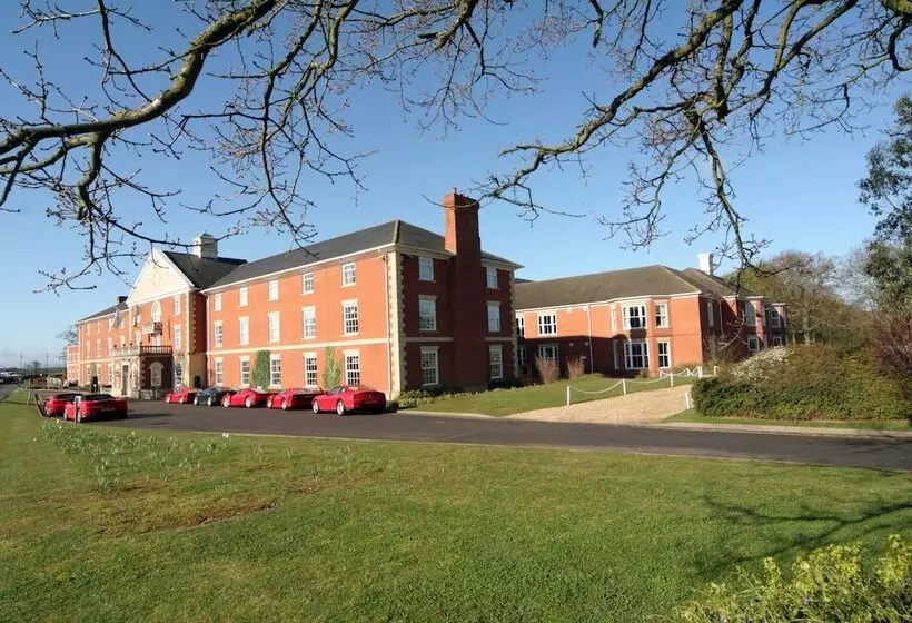 Отель Whittlebury Hall And Spa