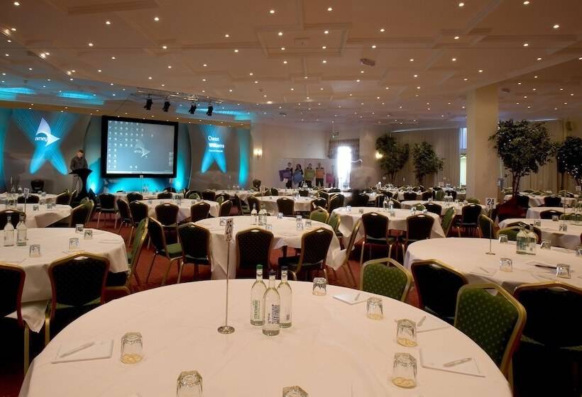 ホテル Whittlebury Hall And Spa