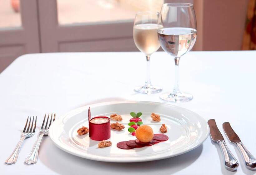 ホテル Whittlebury Hall And Spa