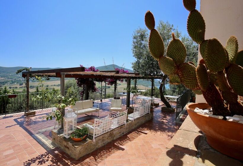 فندق B&b Baia Di Trentova