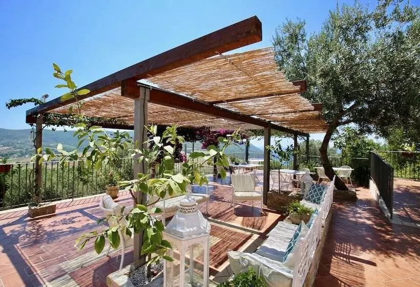 Отель B&b Baia Di Trentova