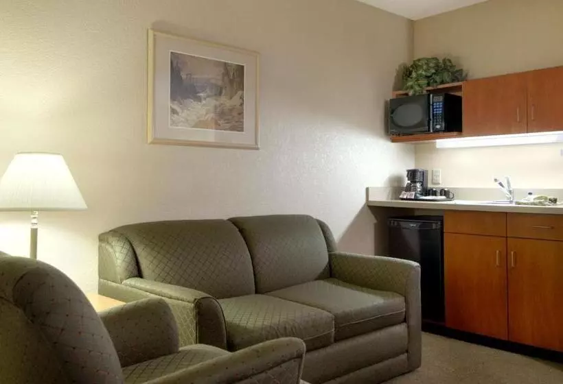 酒店 Days Inn By Wyndham Red Deer