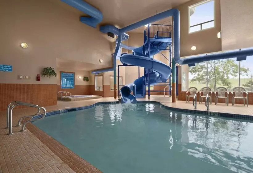 酒店 Days Inn By Wyndham Red Deer