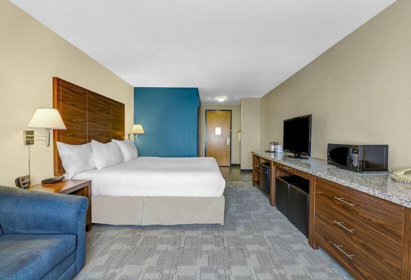 هتل Days Inn By Wyndham Red Deer