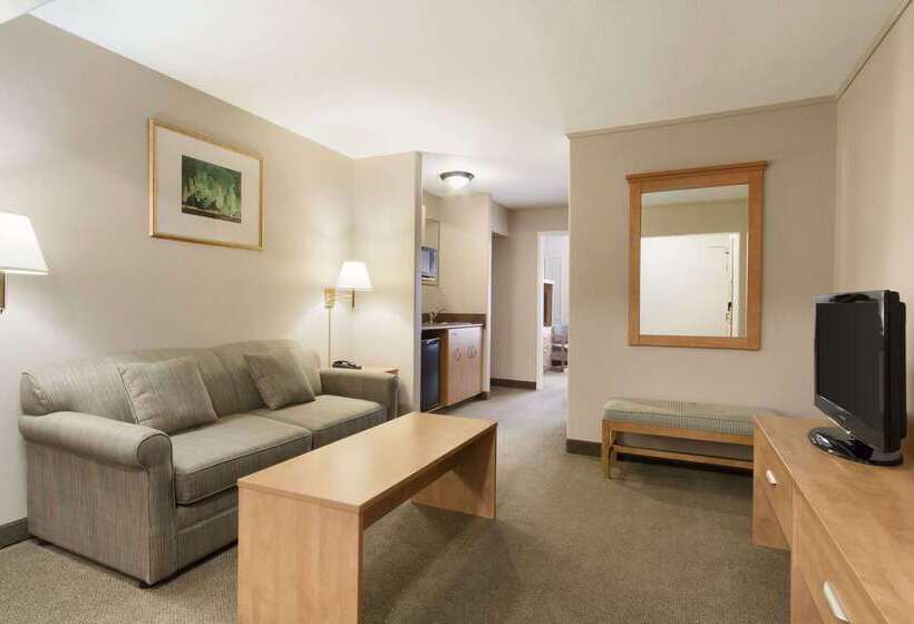 Hotel Days Inn & Suites By Wyndham Thunder Bay