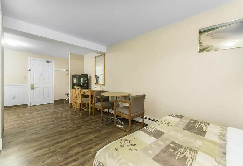 酒店 Econo Lodge Charlottetown