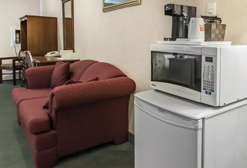 酒店 Econo Lodge Charlottetown