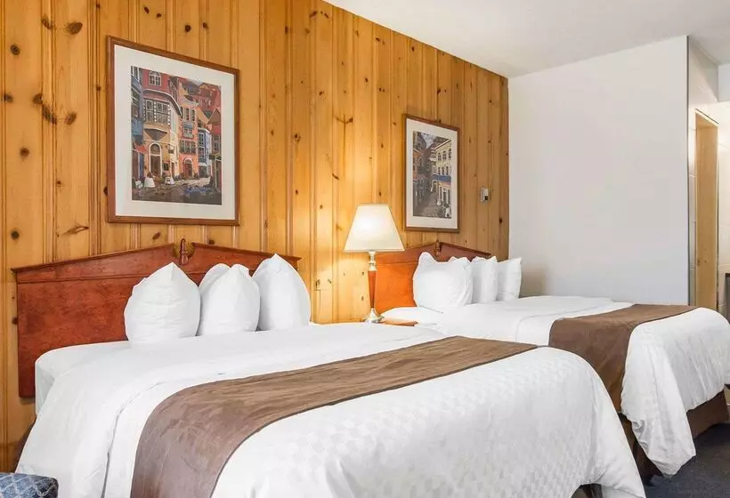 호텔 Econo Lodge Forestville