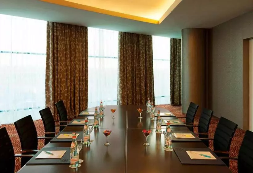 هتل Four Points By Sheraton Kuwait