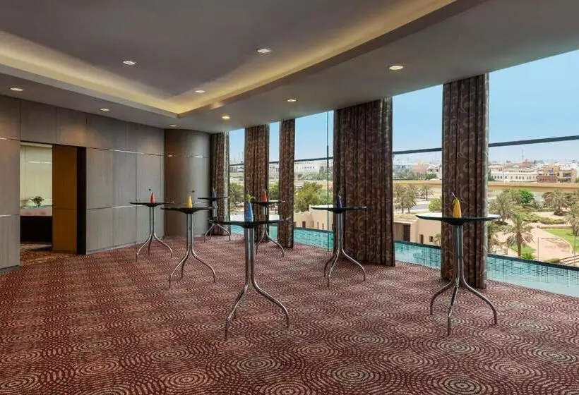 هتل Four Points By Sheraton Kuwait