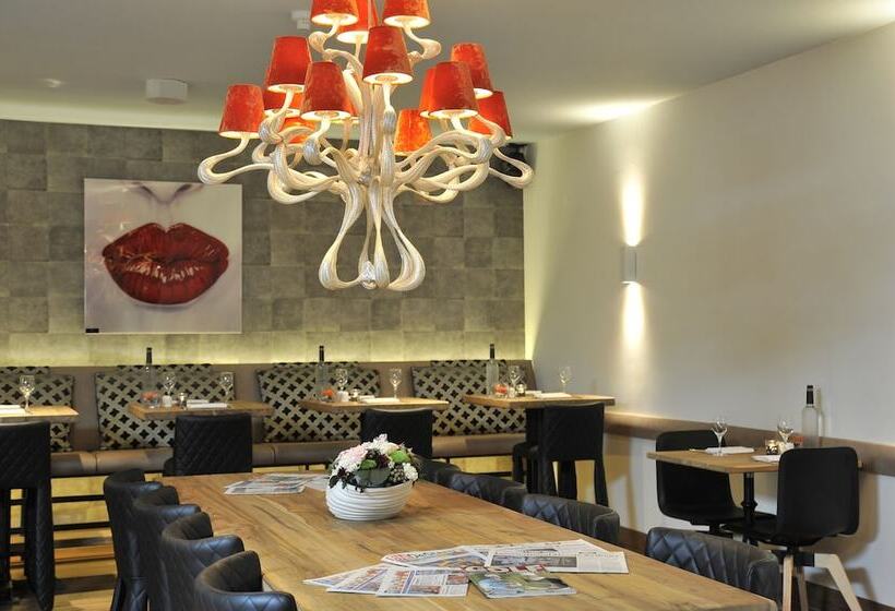 فندق Keyser Breda