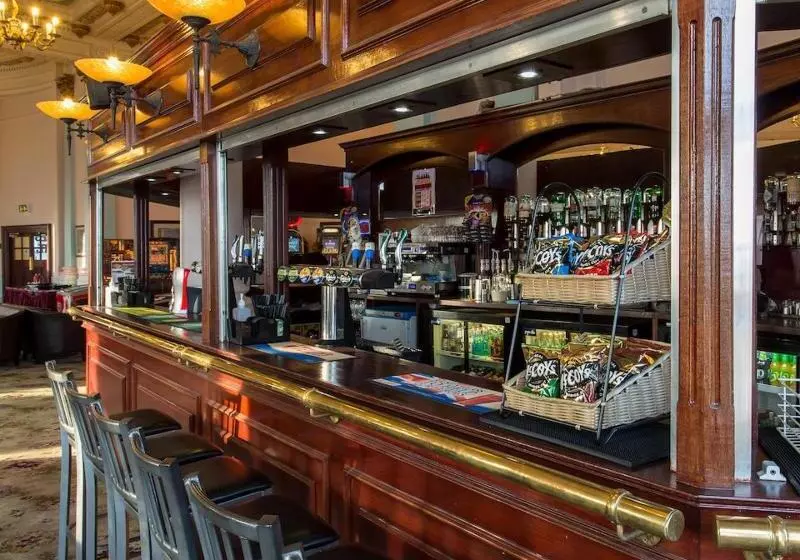 Отель The Grand Scarborough