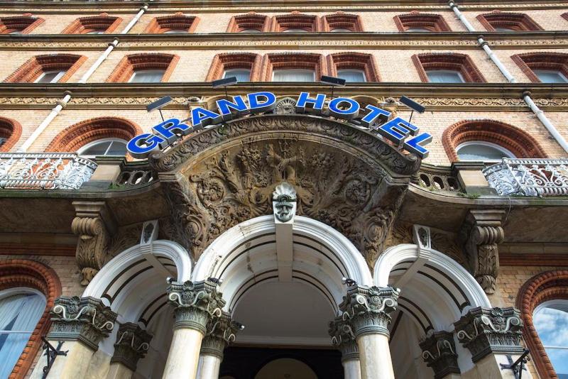 Отель The Grand Scarborough