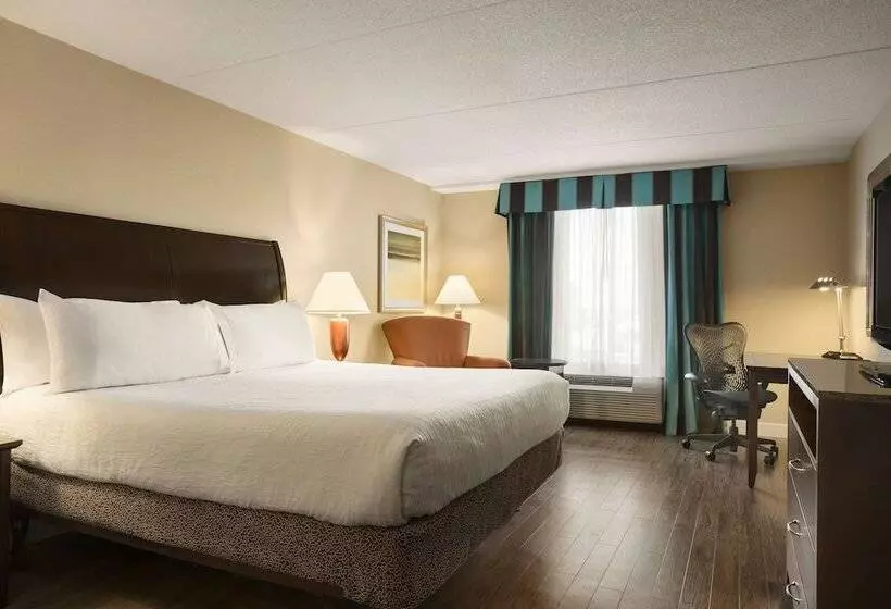 Отель Hilton Garden Inn Toronto Vaughan