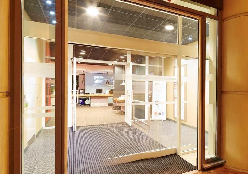 Отель Ibis Reading Centre