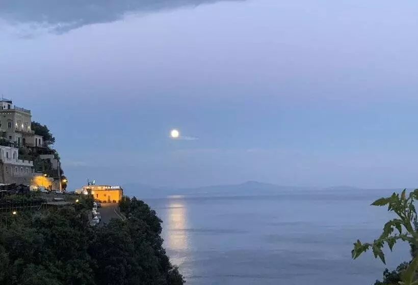 Отель La Pergola