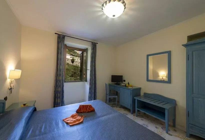 Отель La Pergola