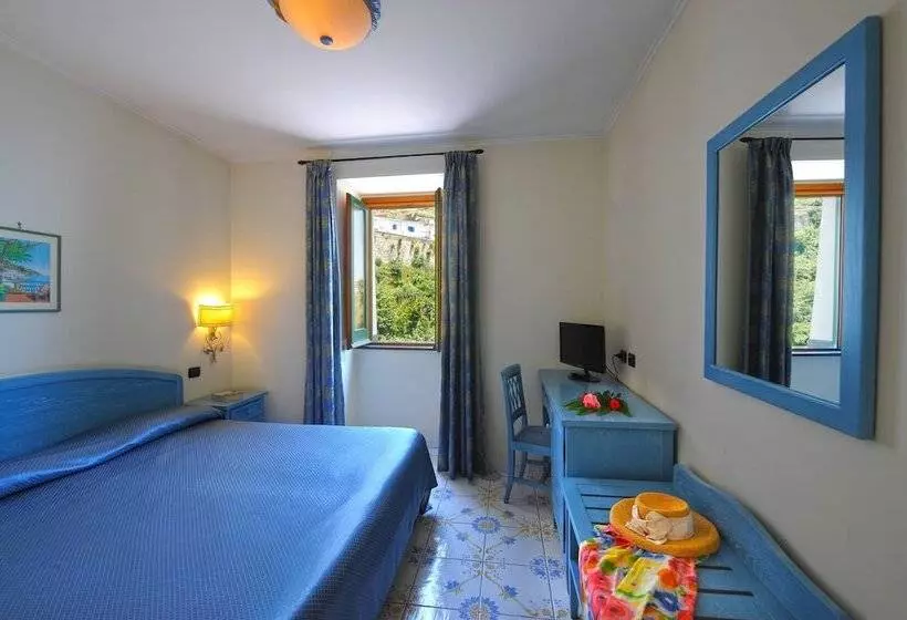 Отель La Pergola