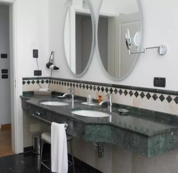 Отель Miglio D Oro Park