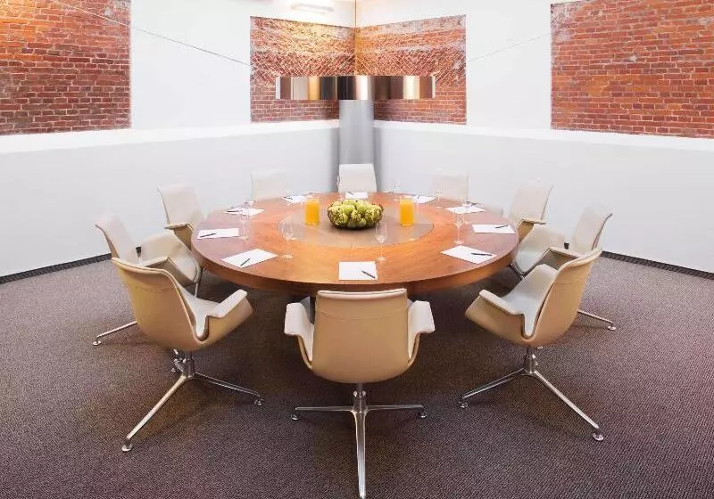 Mövenpick Hotel Hamburg