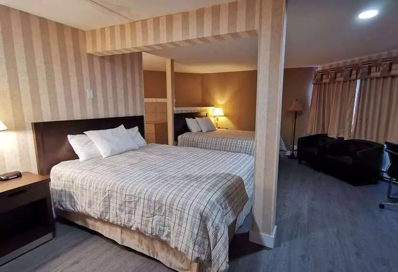 Szálloda Rodeway Inn & Suites