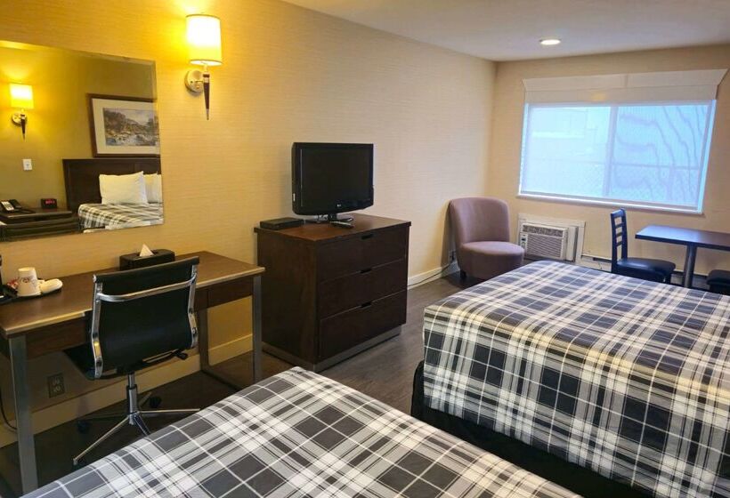 هتل Rodeway Inn & Suites