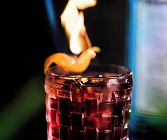 ホテル Saski Krakow, Curio Collection By Hilton