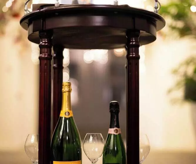 ホテル Saski Krakow, Curio Collection By Hilton