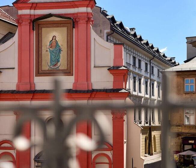 Otel Saski Krakow, Curio Collection By Hilton