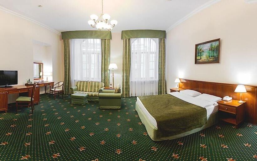 בית מלון כפרי Shalyapin Palace