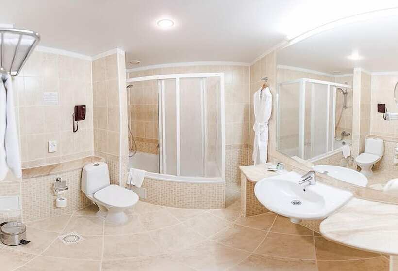 בית מלון כפרי Shalyapin Palace