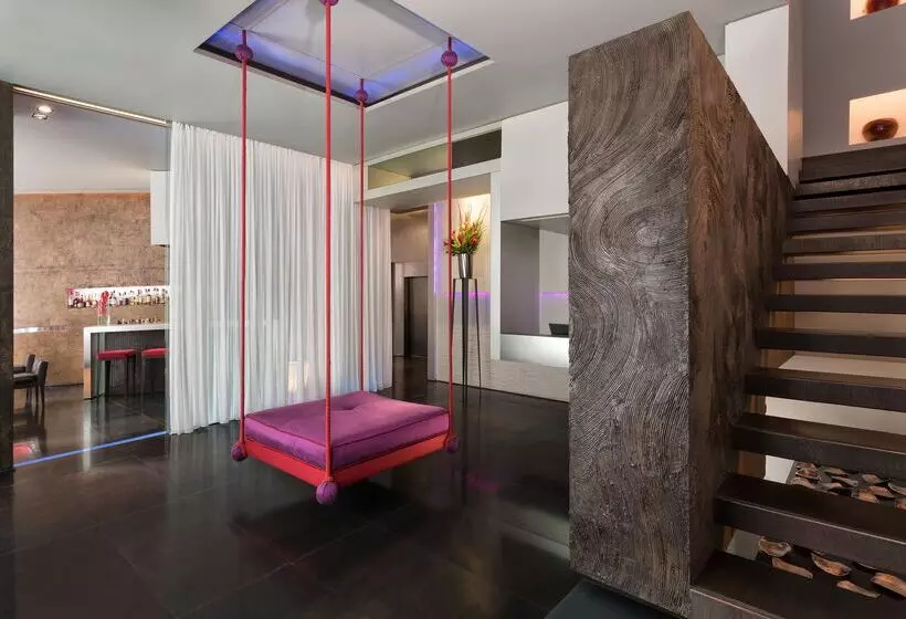 酒店 Sina The Gray