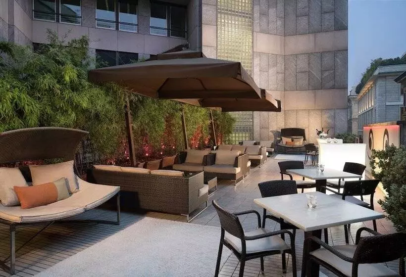 酒店 Sina The Gray