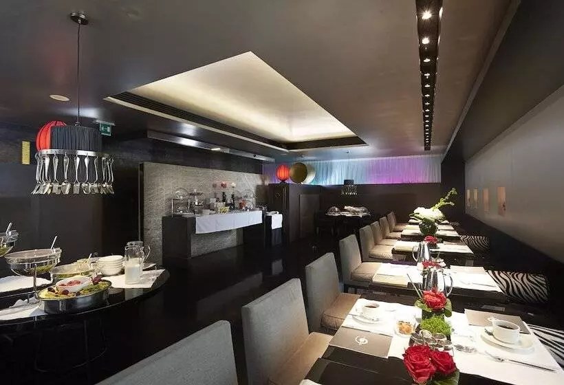 酒店 Sina The Gray