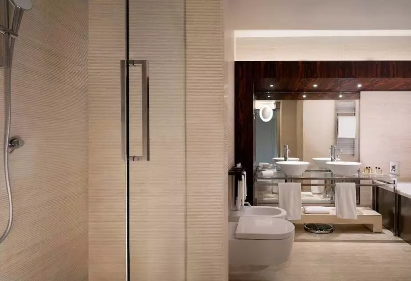 酒店 Sina The Gray