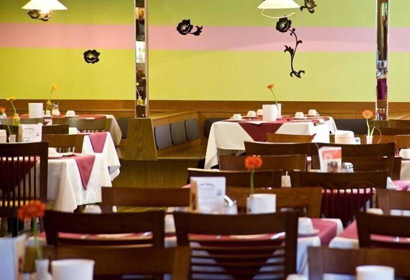 فندق Sonnenresort Ossiacher See