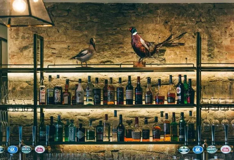 בית מלון כפרי Stanton Manor