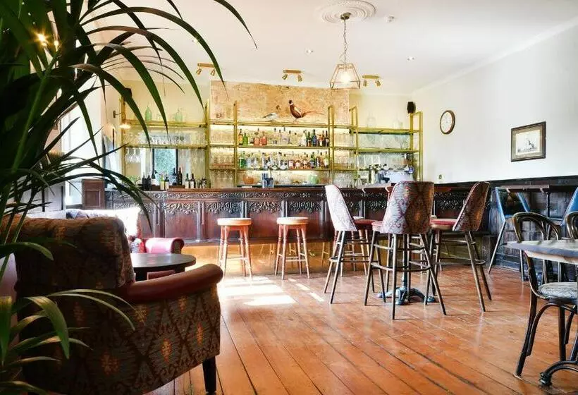 בית מלון כפרי Stanton Manor