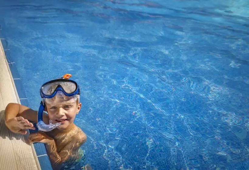 هتل Sunny Dubrovnik By Valamar