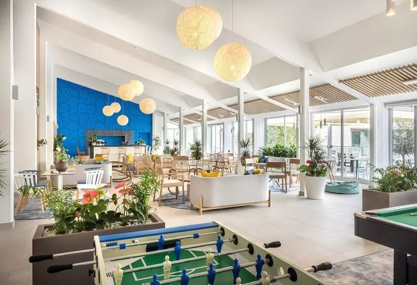 هتل Sunny Dubrovnik By Valamar