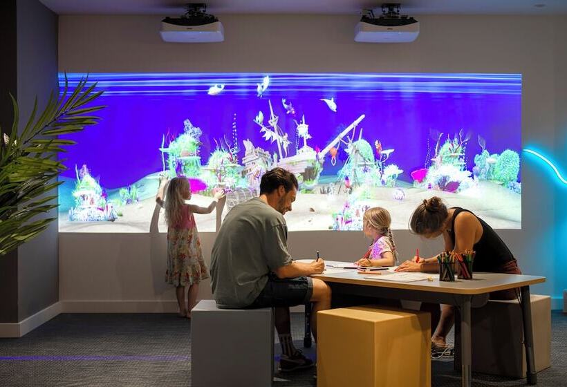 Отель Sunny Dubrovnik By Valamar