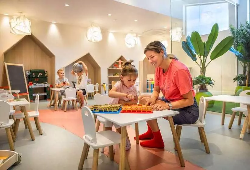 هتل Sunny Dubrovnik By Valamar