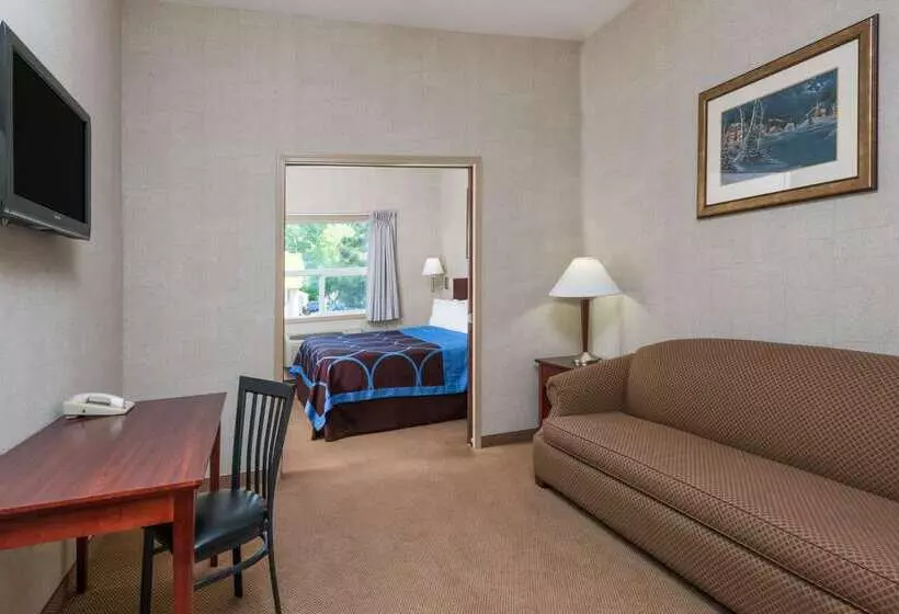 Отель Park Hill Inn & Suites