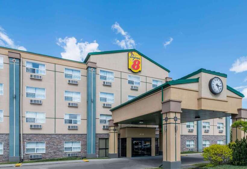 هتل Park Hill Inn & Suites