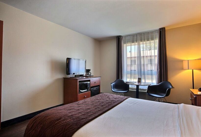호텔 Super 8 By Wyndham Troisrivieres