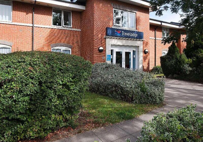 فندق Travelodge Stonehouse