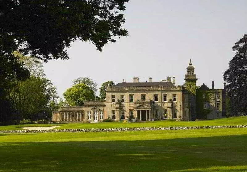 Tracy Park Hotel And Country Club