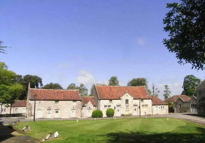 Tracy Park Hotel And Country Club