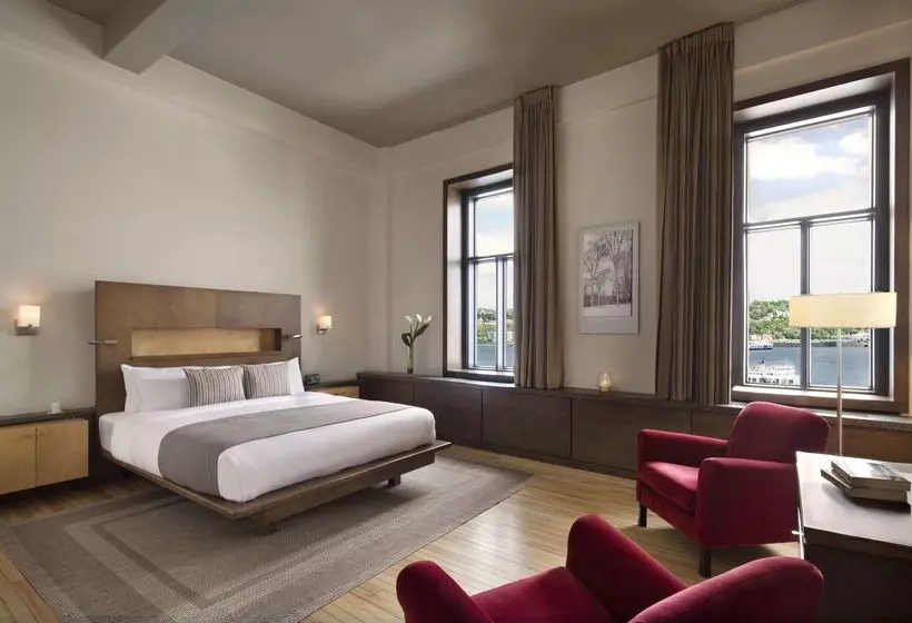 71 By Preferred Hotels & Resorts